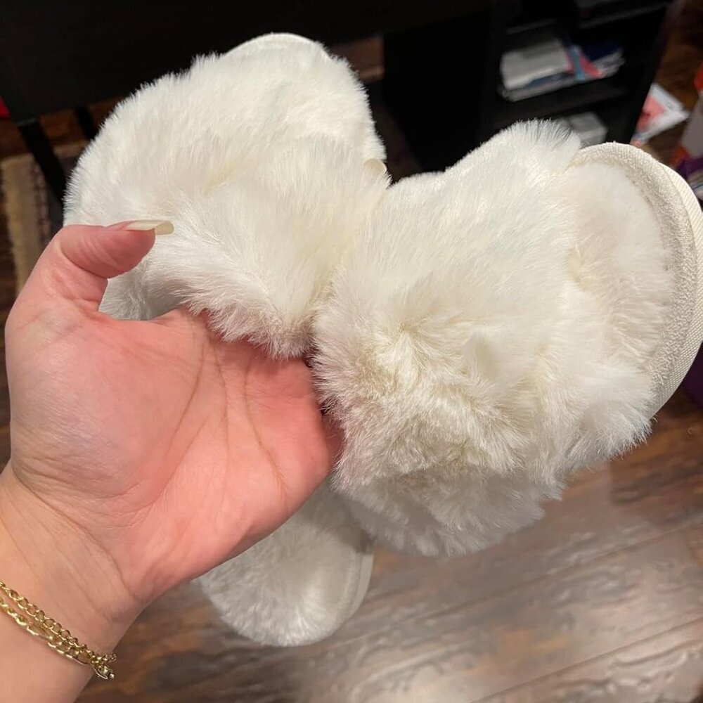 🆕Women's White Fuzzy Slippers Cross Band Memory Foam Faux-fur Open Toe Shoes - Picture 4 of 13